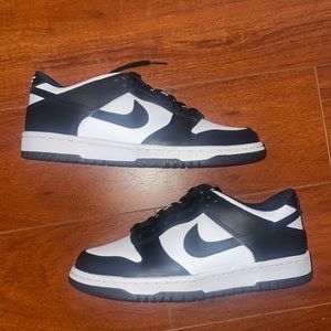 Nike dunk low gs “panda”